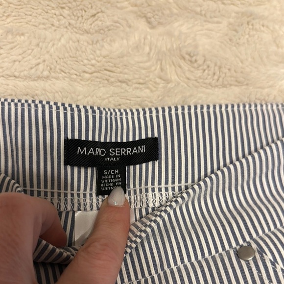 Striped Blue and White Capri Pants - Picture 4 of 5